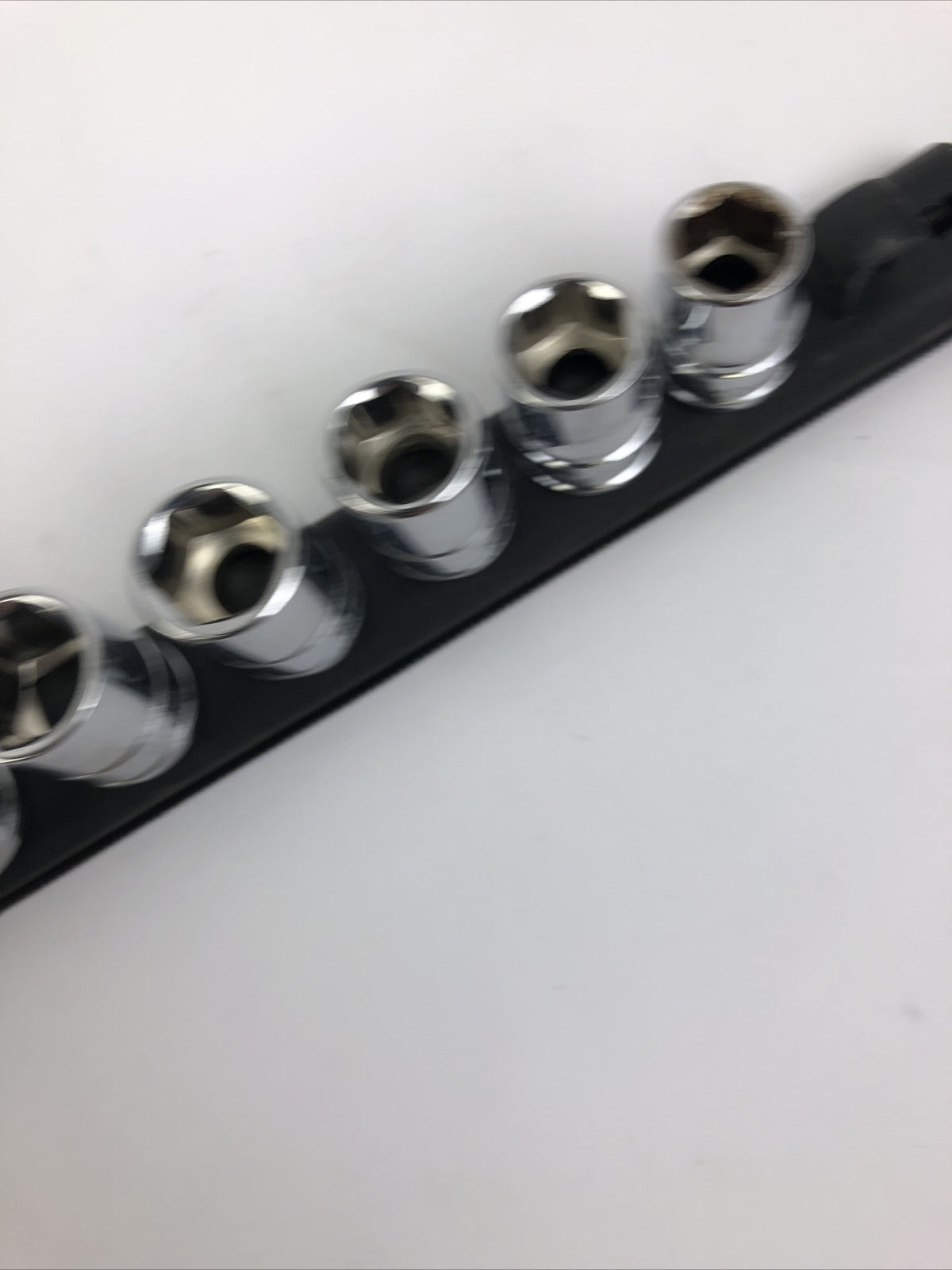 Husky 10 piece metric 3/8 drive 6 point socket set 10mm to 19mm mint condition