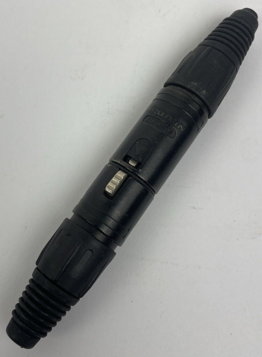 1 x Male 1 x Female Black Neutrik 3 Pin XLR Mic Cable - LOOK