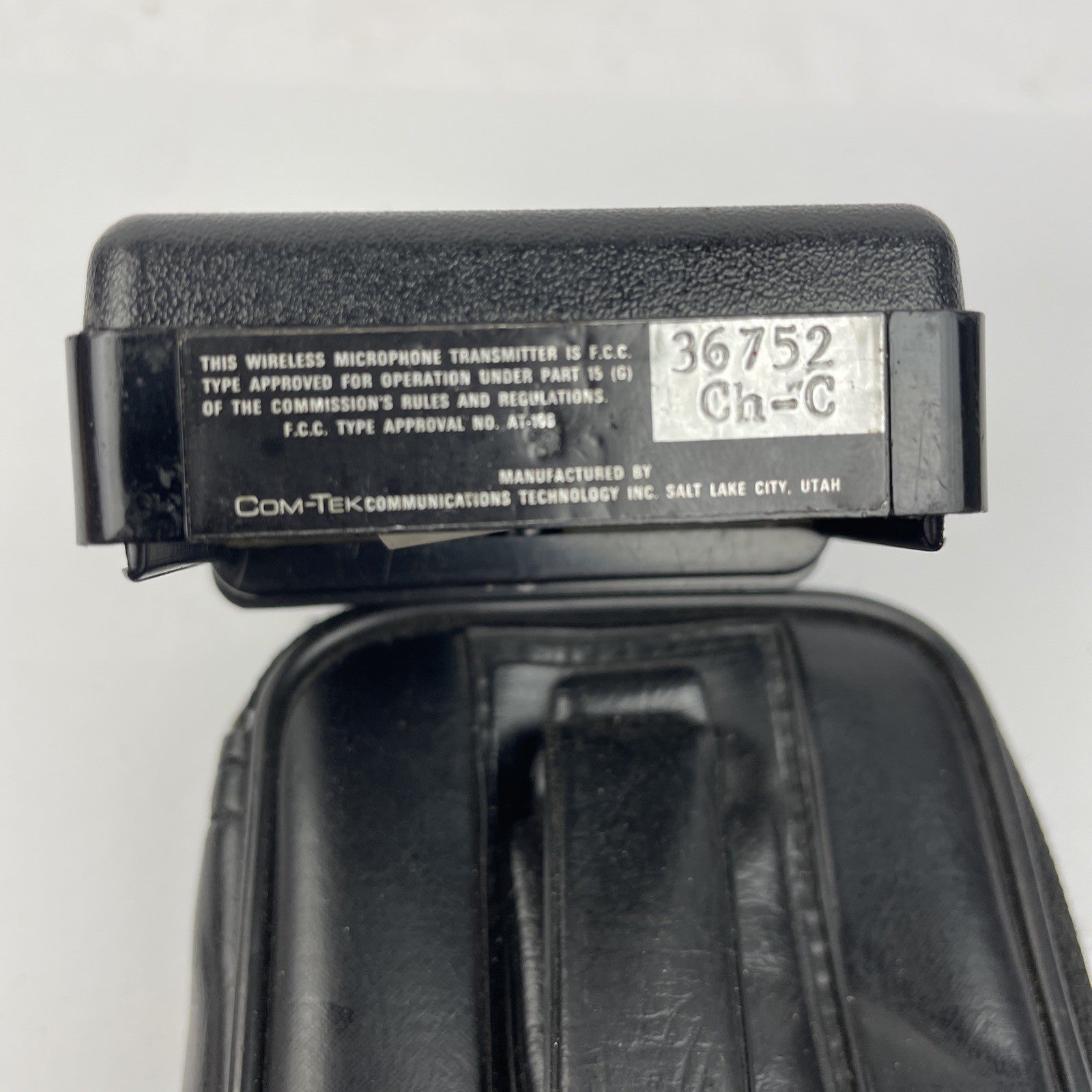 COMTEK M72 WIRELESS Microphone Companion Personal Wireless Transmitter w/ Case