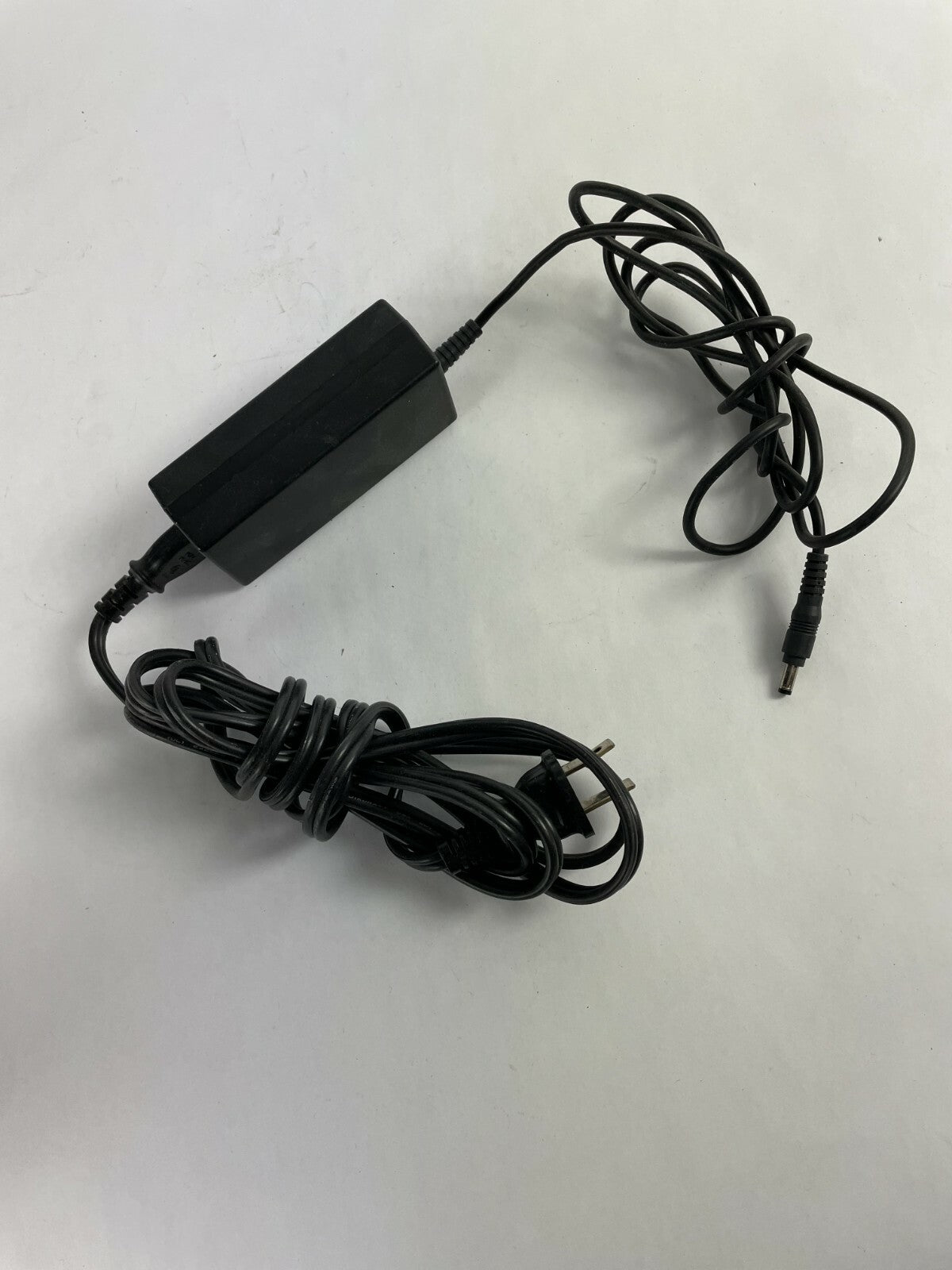 Genuine Toshiba CEX0107A Ac Adapter Output 5 V 3 A Power Supply Adapter A90
