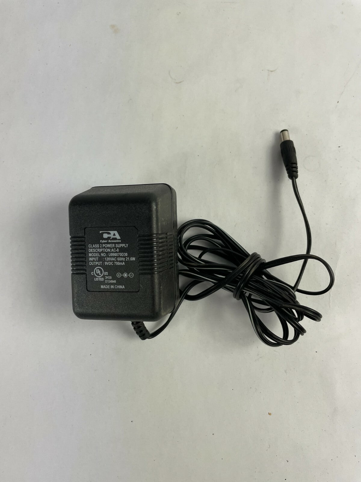 Genuine Cyber U090070D30 AC Adapter Output 9 V 700mA Power Supply Adapter A40