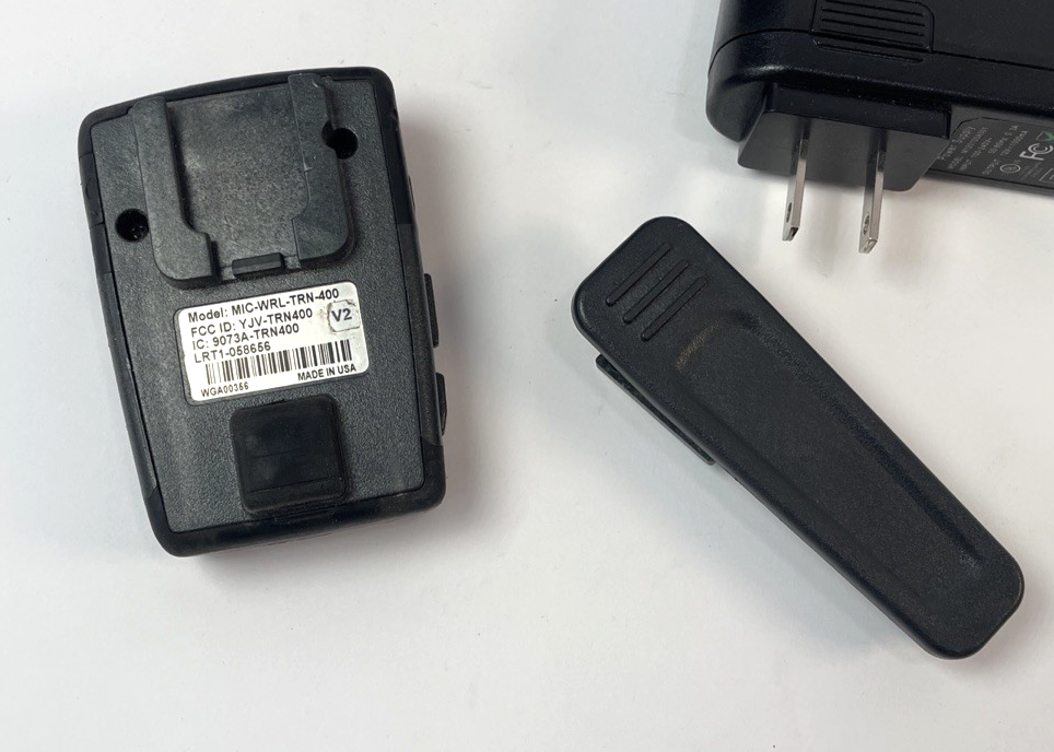 MIC‐WRL‐DTC‐400 Hi‐Fi Microphone Desktop Charger Kit Cradle & AC Charger