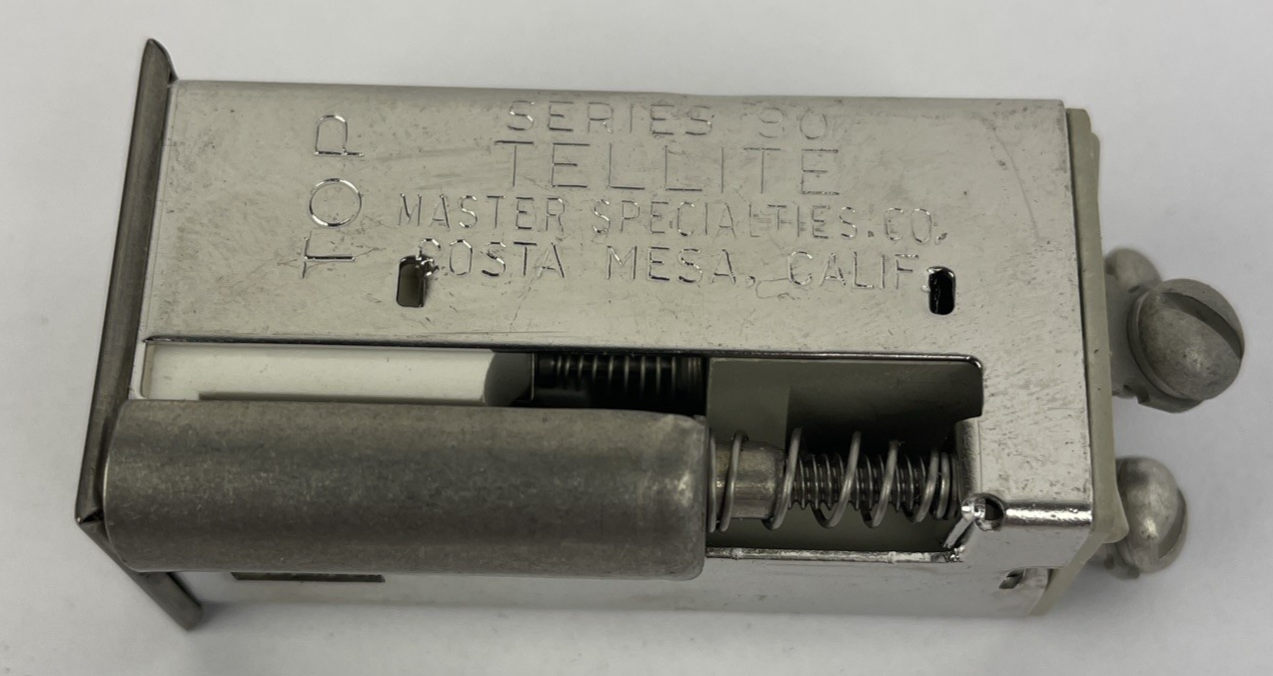 Eaton TELLITE Master Specialties Company USA - Switch Series 80 w Lamp NOS