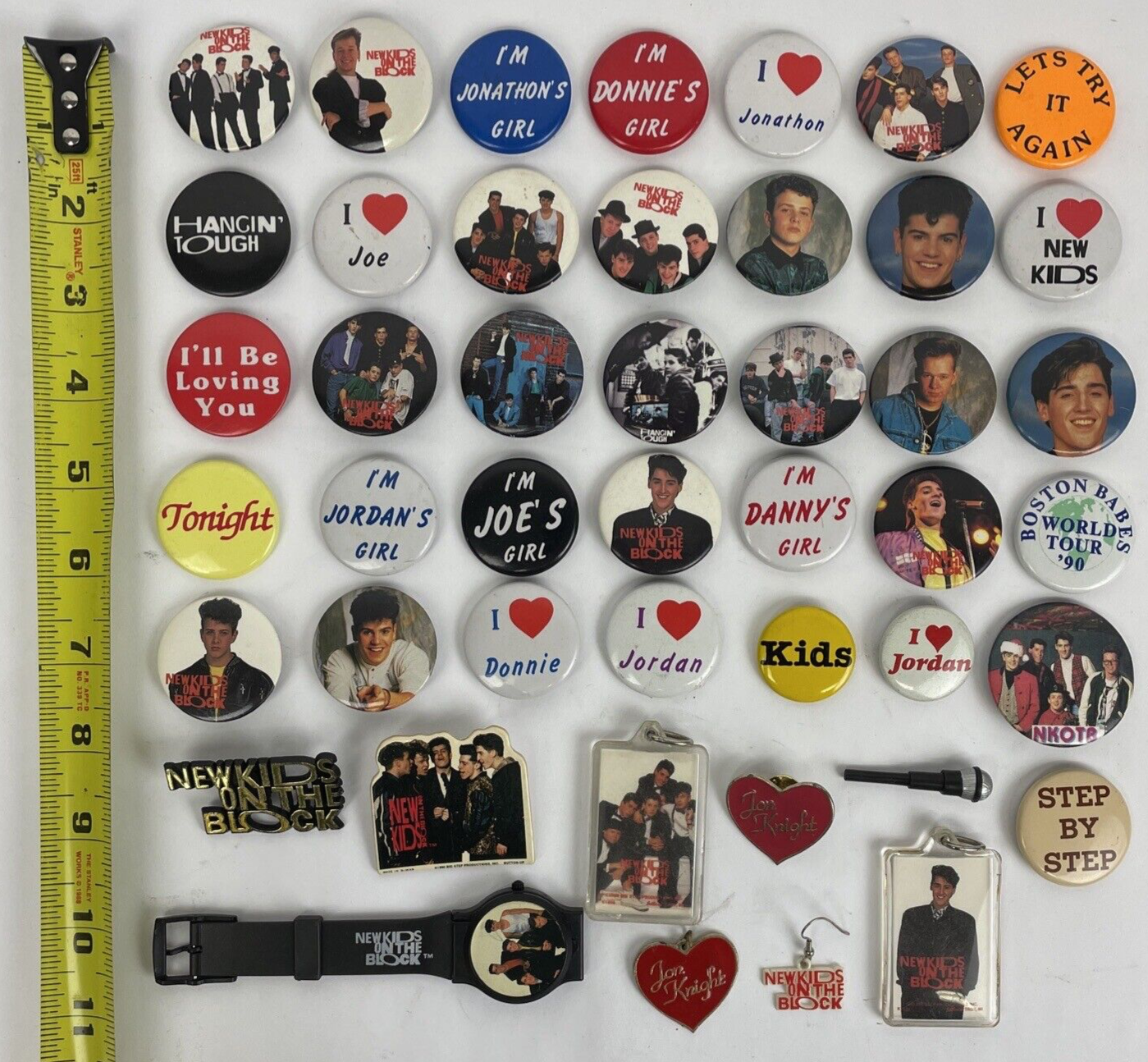 Lot of 45 New Kids On The Block Buttons Pins keychain ++ NKOTB Boy Band Y2K 90’s