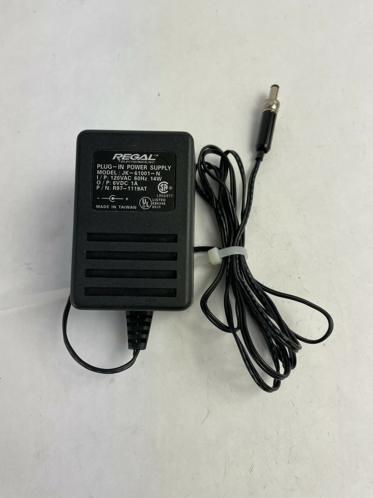Genuine Regal JK-61001-N Ac Adapter Output 6VDC 1A Power Supply Adapter A74