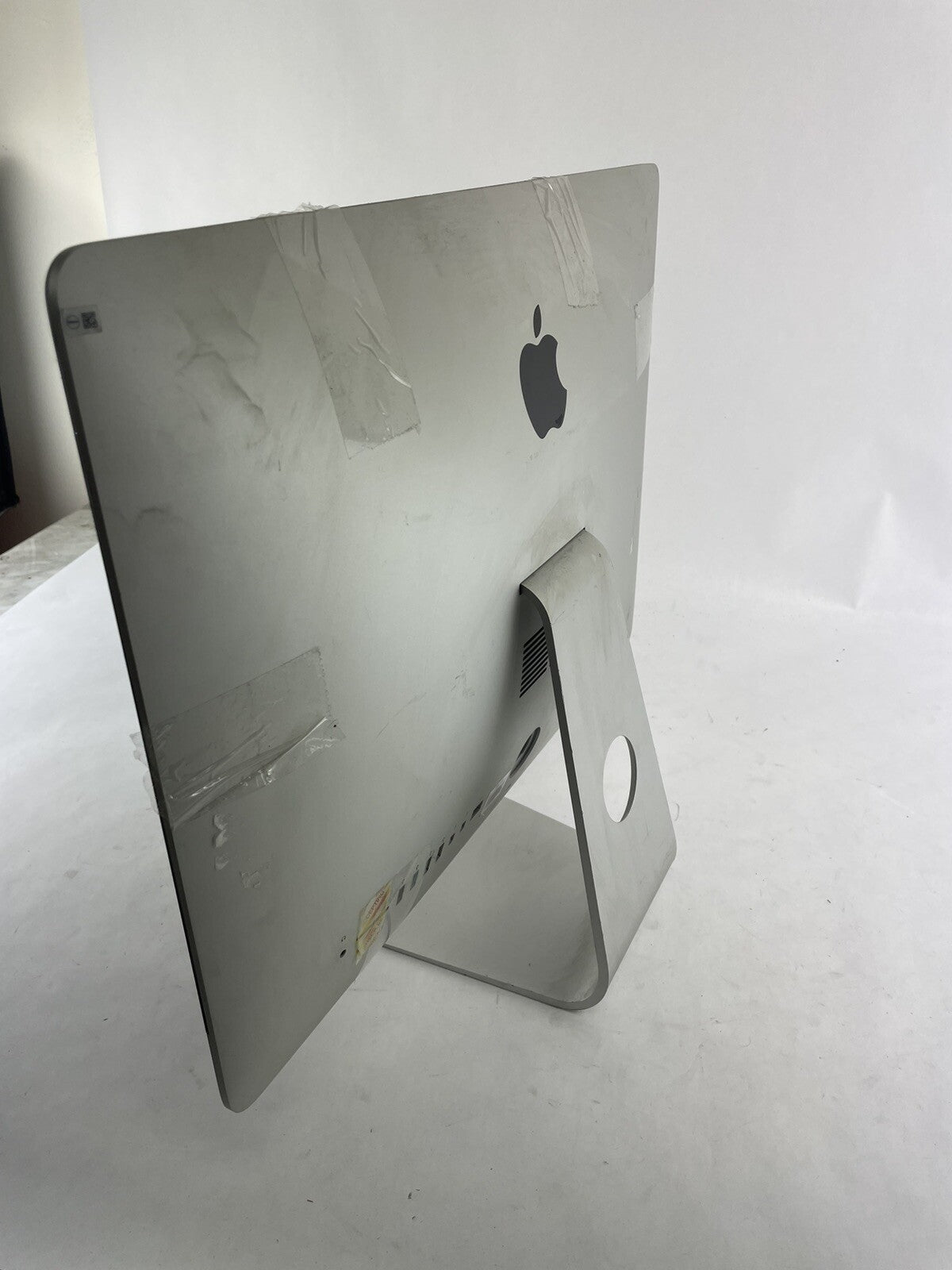 Apple iMac A1418 2.7 GHZ Core i5 21.5" - FOR PARTS OR REPAIR - Crack glass