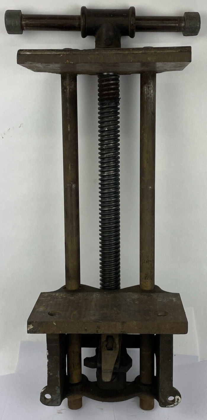 Vintage WILHELM BAUM MACHINE WORKS No. 8 Herrmann Pattern Makers Vice U.S.A.