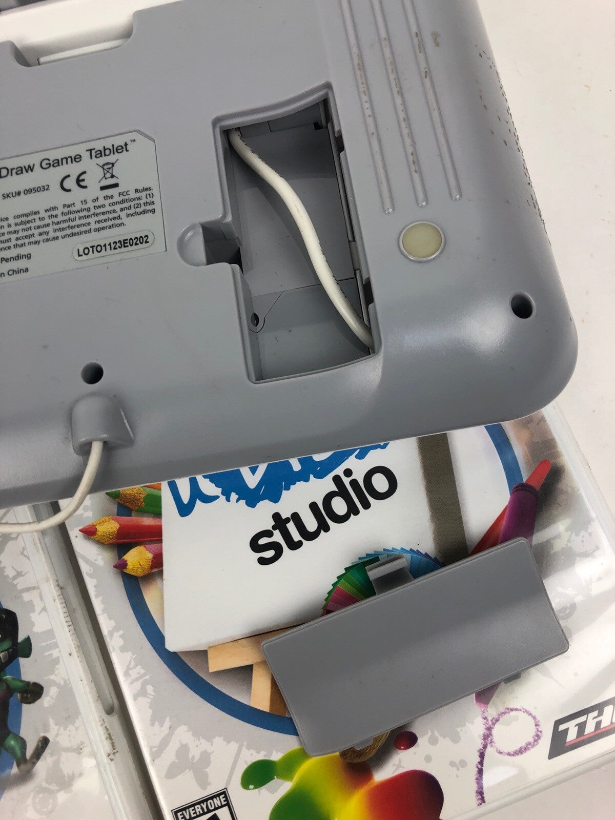 Wii uDraw Studio Instant Artist Game Tablet & 3 Game Lot - Pictionary - U Draw