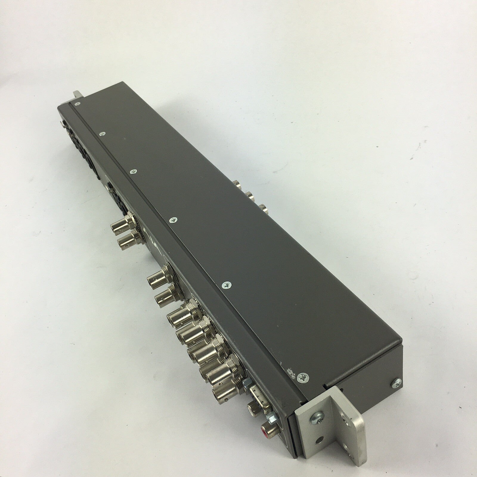 AJA KLBOX 101885 VIDEO EDITING HARDWARE BREAKOUT BOX KONA-LH KONA-LHE KONA-LSE