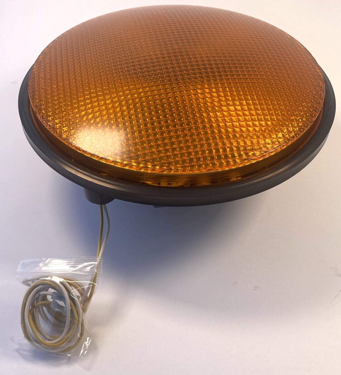 DIALIGHT 433-3230-001 XL 120VAC 60Hz 19W Yellow Color 12" Traffic Light TESTED