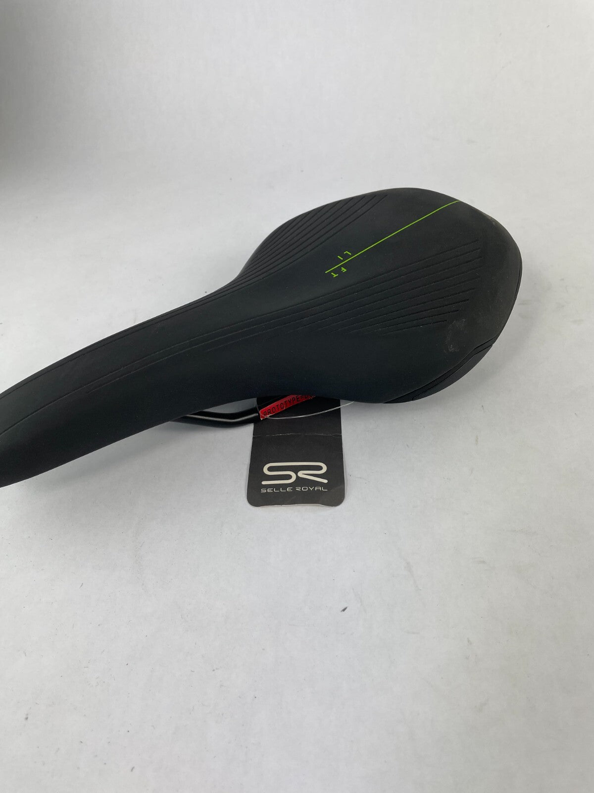 Selle Royal Explora Athletic black ergonomic bicycle saddle for road hybrid commuter and fitness cycling
