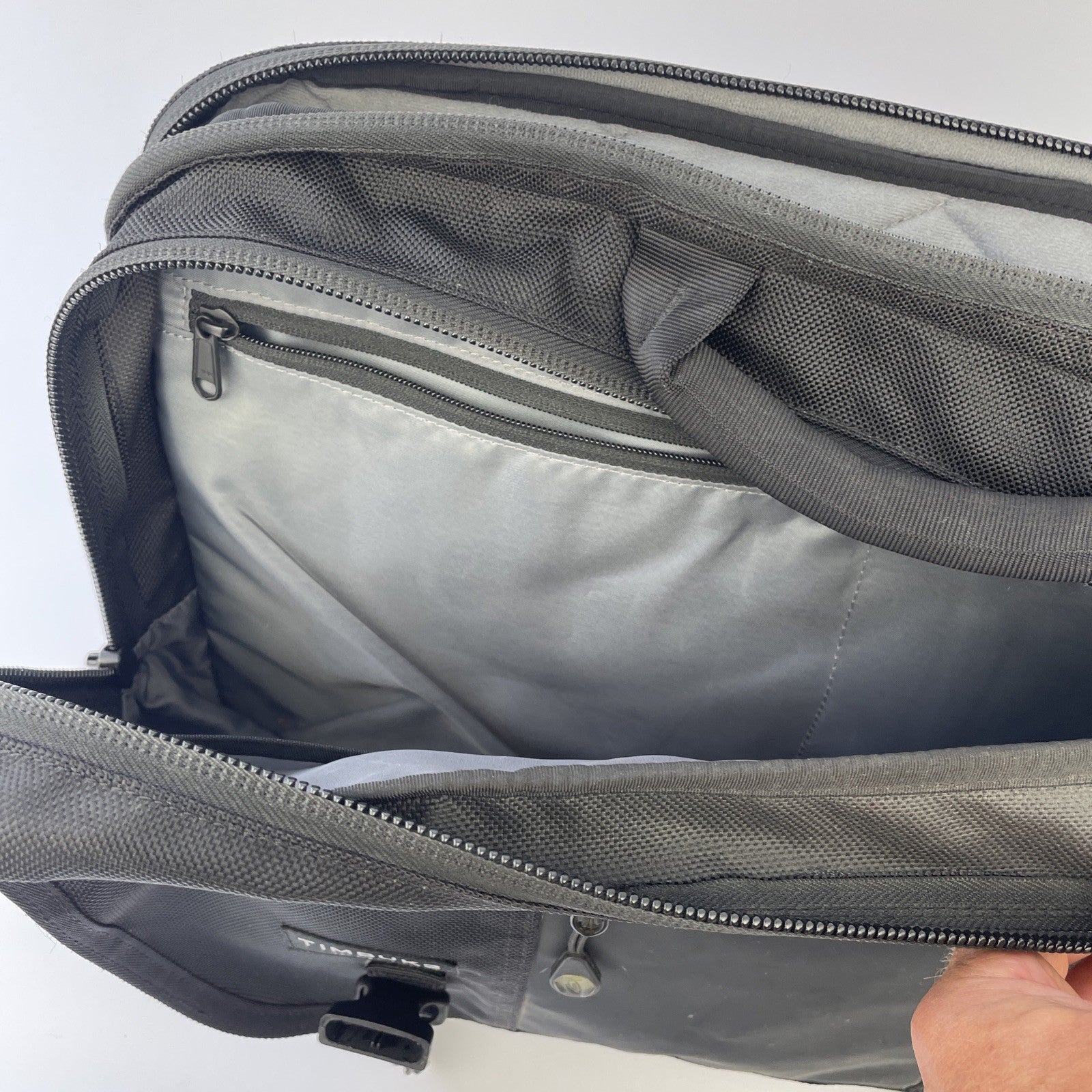 Timbuk2  x DELL " Stuck In The M Middle With You " Messenger Bag Black Laptop