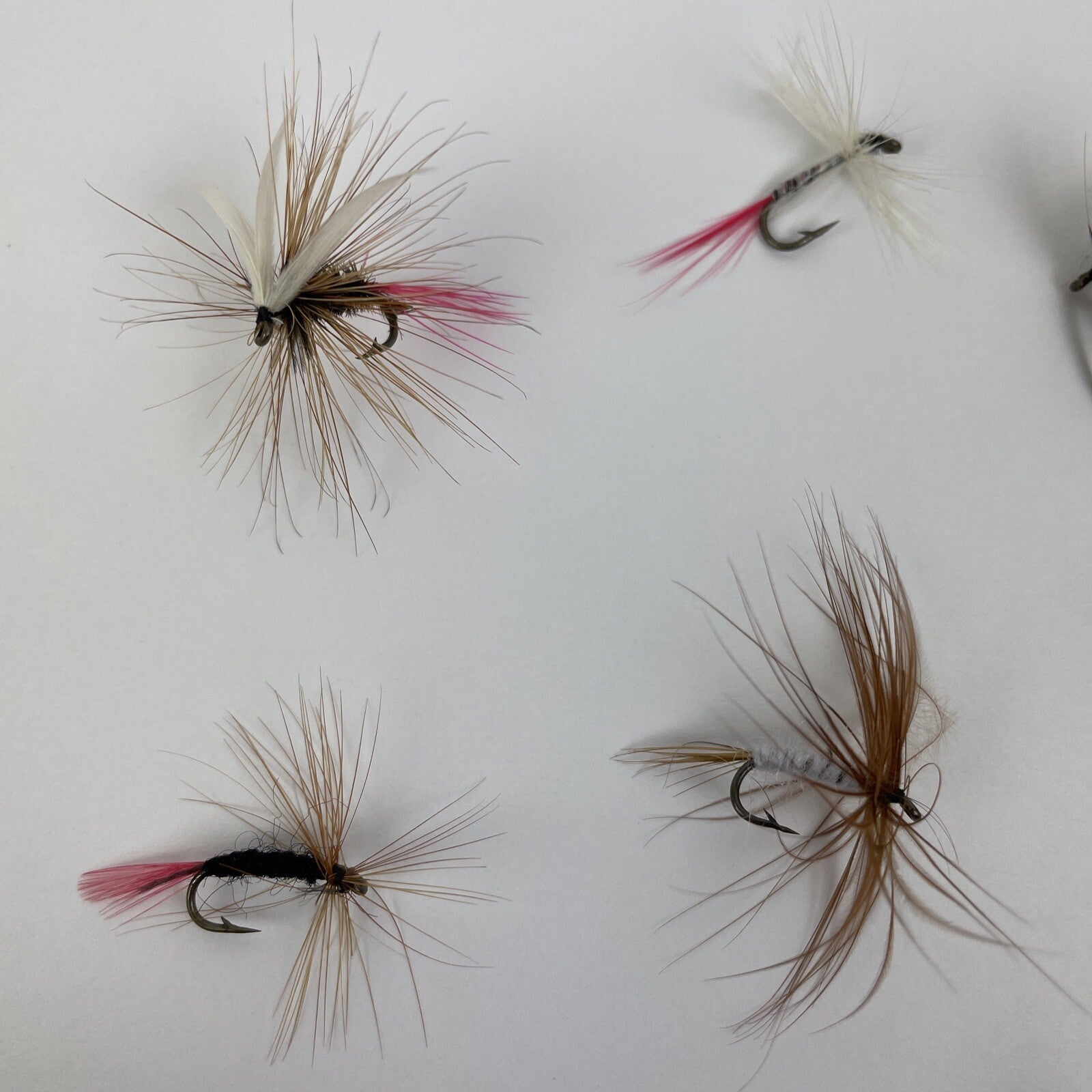 Lot of 19 Vintage Professionally Tied Fishing Flies & Lures Bee Fly Rod Bugs