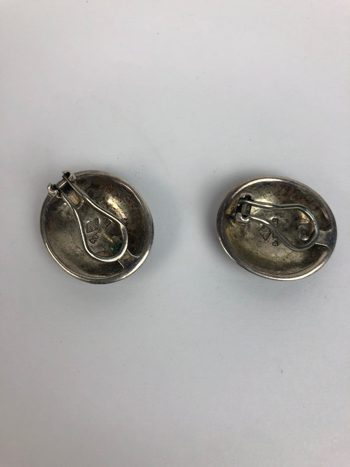 Vintage Sterling Silver J3 Ear Rings Black Onyx - Beautiful Sparkle Shine - LOOK