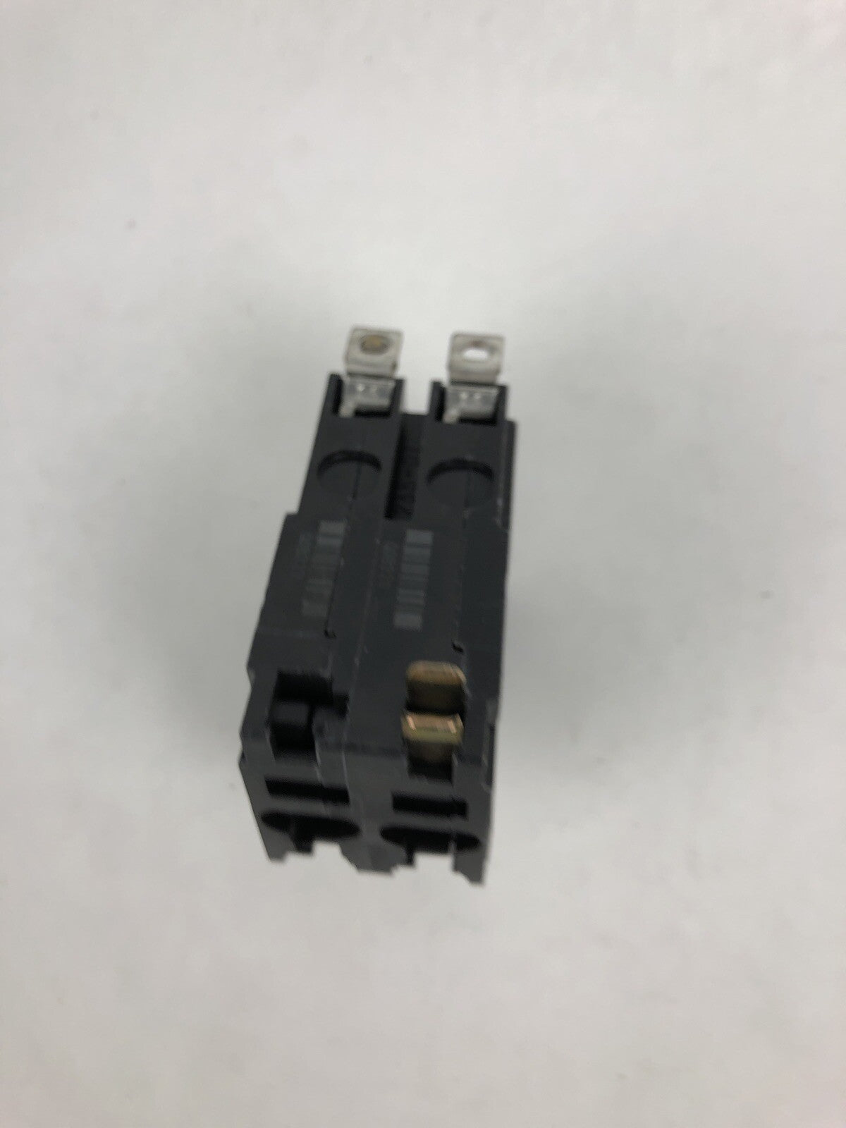 Square D QOB220  20 Amp Bolt-On Circuit Breaker 120/240v 10kA  2 pole 