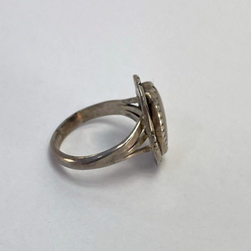 Navajo Native American Mother of Pearl 925 Sterling Silver Ring Size 5 Vintage