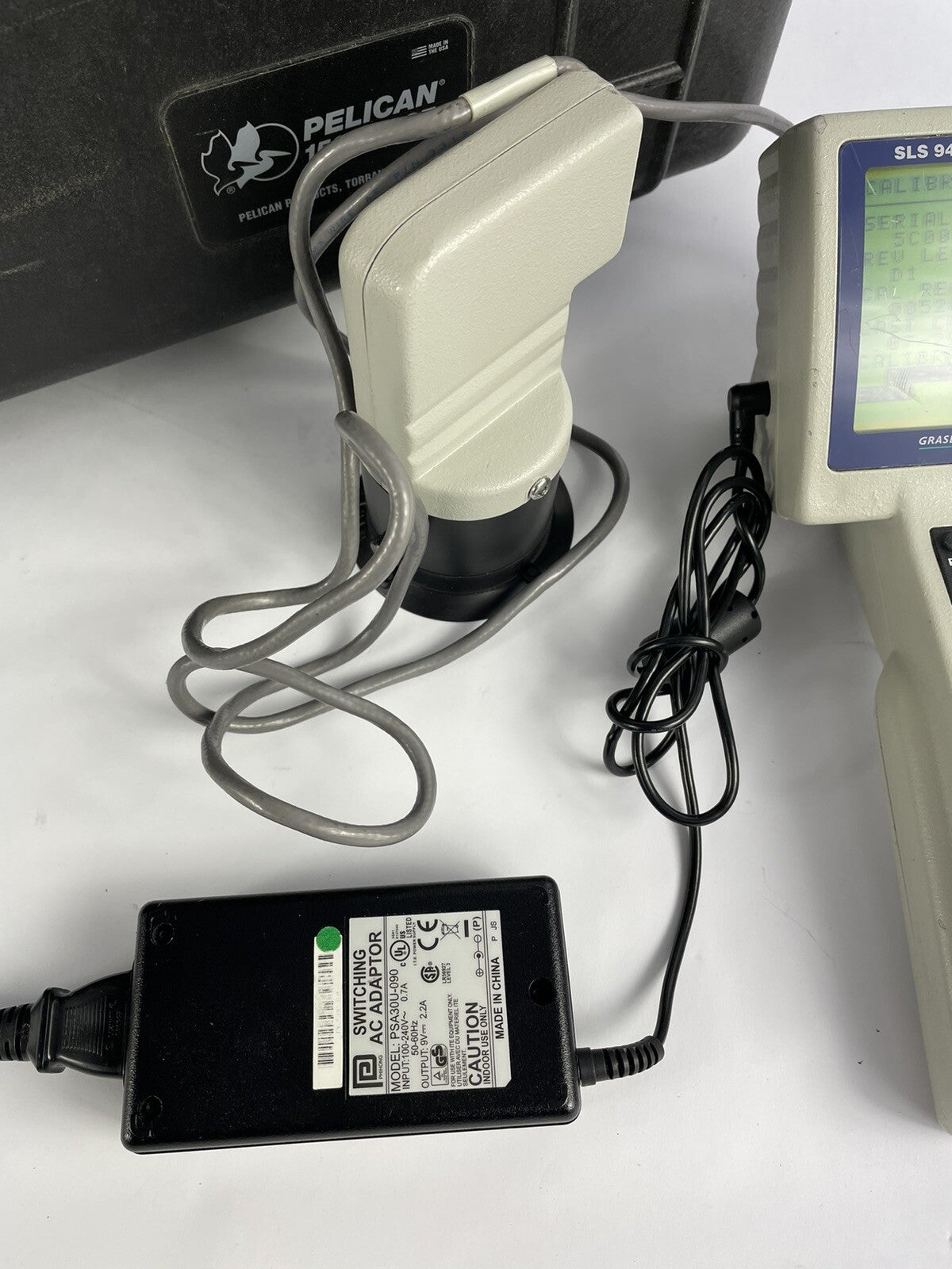 Graseby Optronics UDT SLS 9400 COLORIMETER with case