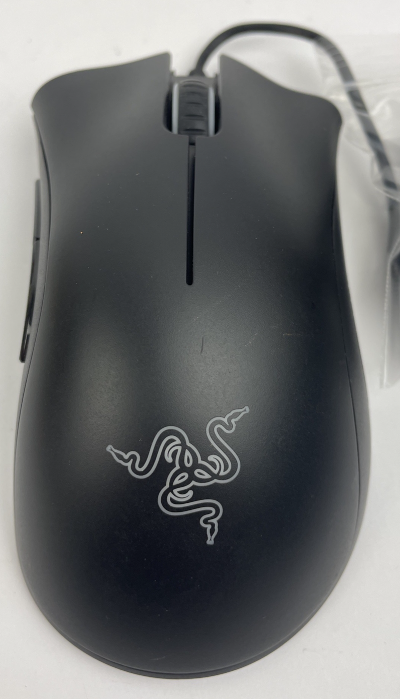 RAZERr DEATHADDER Essentials Ergonomic PC Gaming Mouse RZ01-0385 Black w Green
