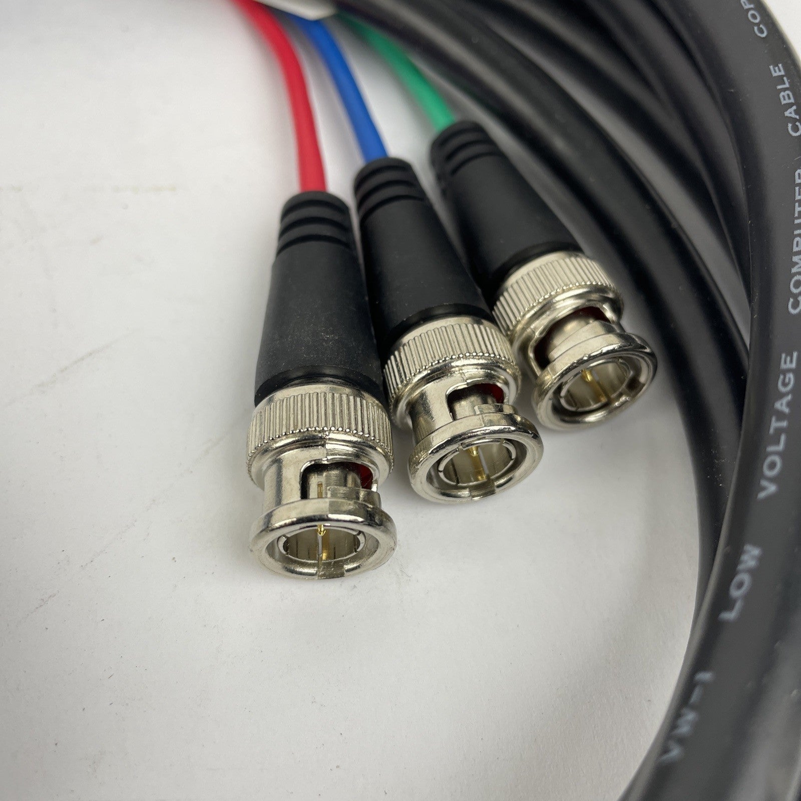 3 x BNC Male Quick Connect to 3 x BNC Male Quick Connect Splitter Cable 4' Long