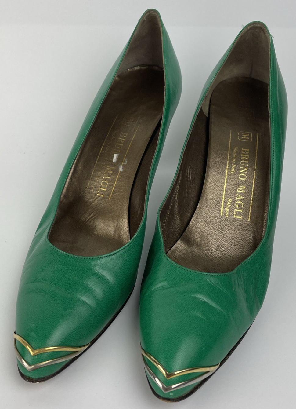 Bruno Magli Green With Gold Closed Toe Stiletto Pumps U.S. Sz 8 AA Made in Italy