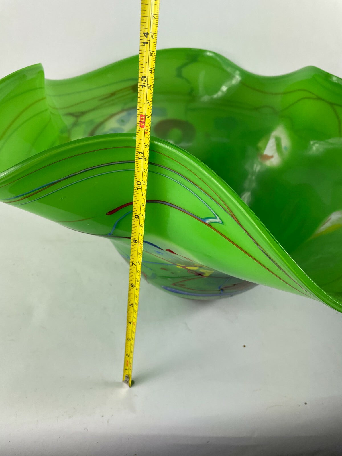 Beautifully Designed Glass Decorative Crafted Bowl Length 23,12
