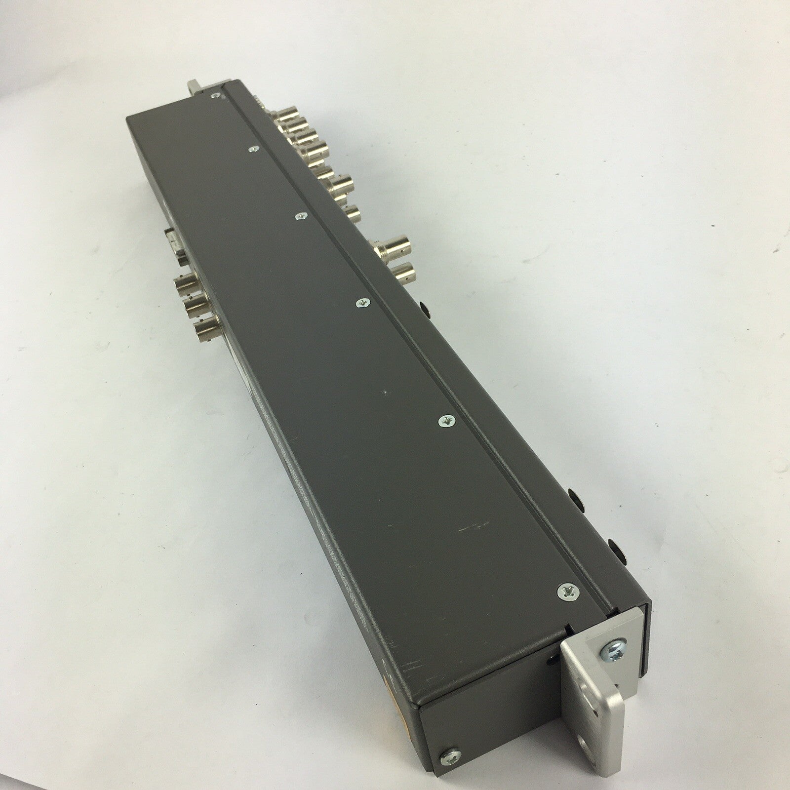 AJA KLBOX 101885 VIDEO EDITING HARDWARE BREAKOUT BOX KONA-LH KONA-LHE KONA-LSE