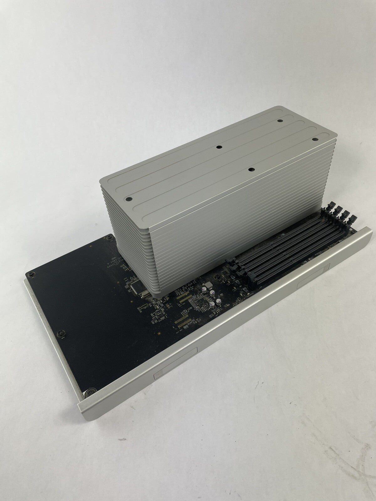 Apple Mac Pro 4,1 (2009) A1289 Xeon Quad 4 Core CPU Board Tray 2.93 GHz