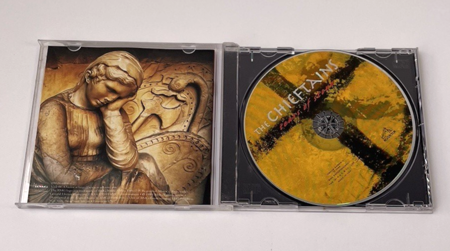 The Chieftains : Tears of Stone Digital Audio CD 1999 BMG  - Mint Disc - #45