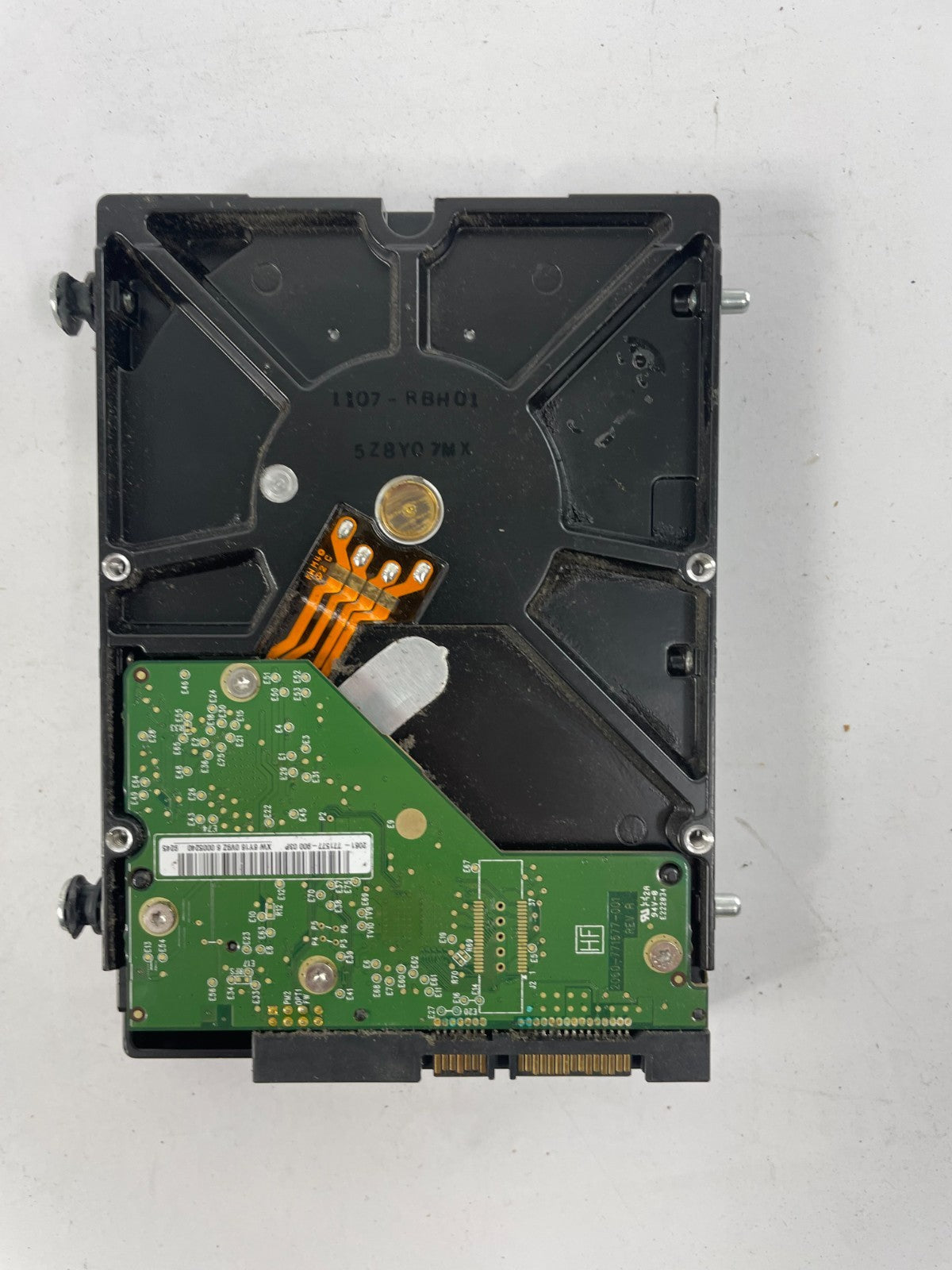 Western Digital WD6400AAKS 7200 RPM SATA 640 GB Internal Hard Drive Cache16 MB