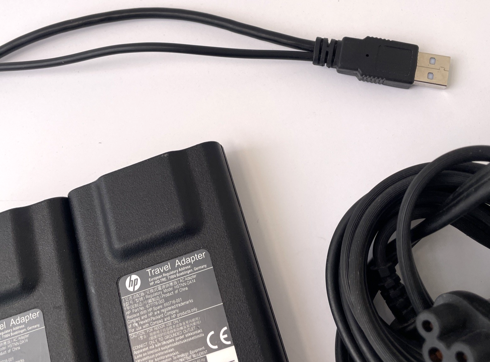 Lot of 2 HP 693716-001 65W Travel AC Power Adapter L47254-003 HSTNN-DA14     A00