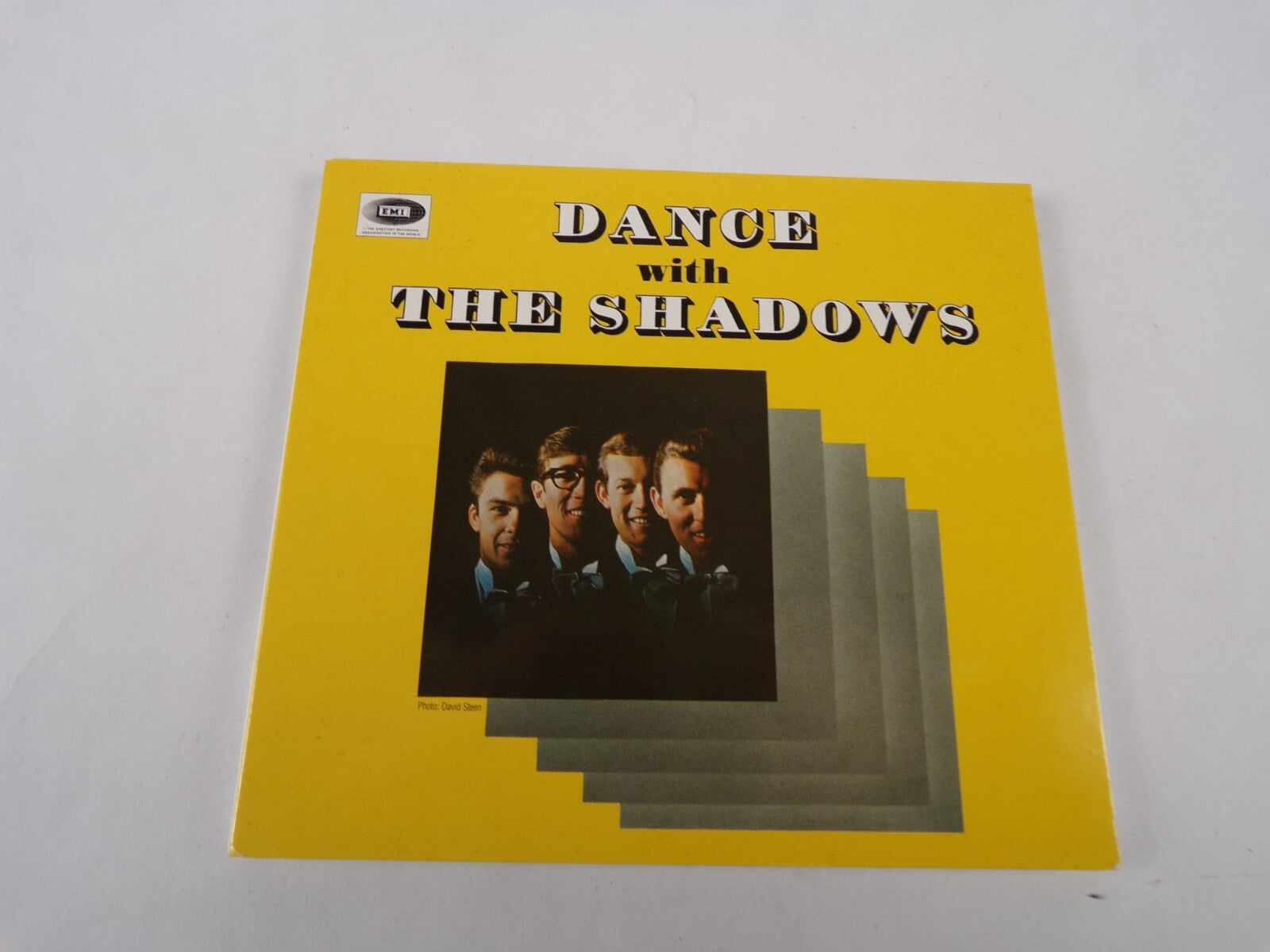 Dance With The Shadows Chattanooga Choo Choo Blue Shadows CD#34