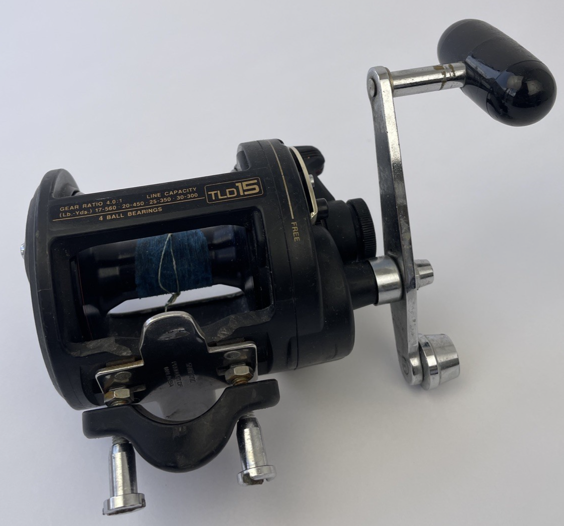 Shimano Fishing Tackle TLD15 Lever Drag Conventional Reel 4.0:1 4BB Right-Hand