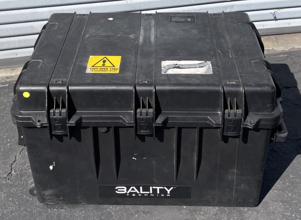 Pelican iM3075 Storm Waterproof Rolling Transport Case Black Retractable Handle