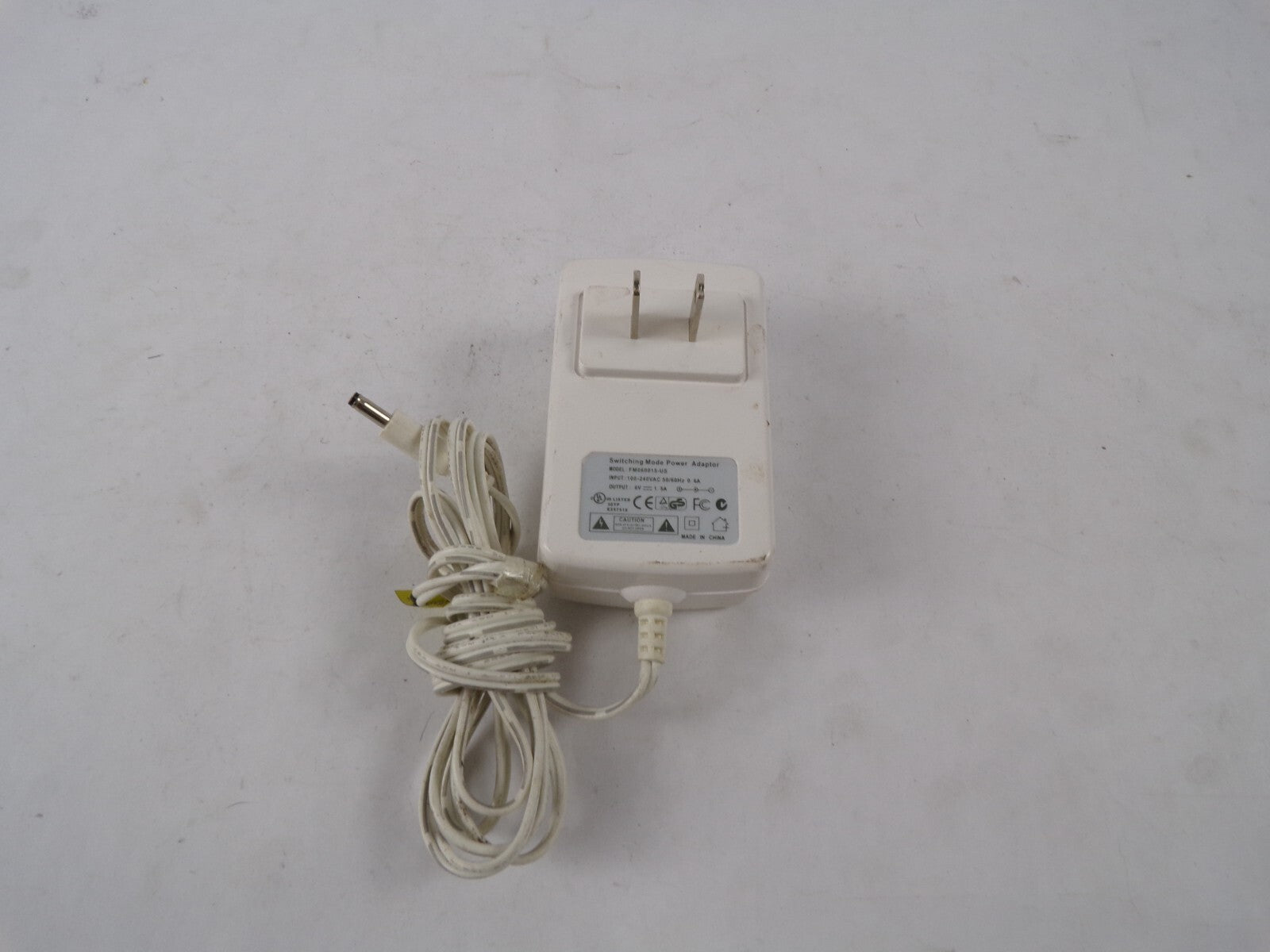 Genuine Switching Mode Power FM060015-US Output 6V 1A A Power Supply Adapter A85