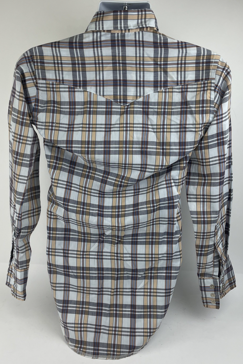 Vintage Wrangler Shirt Mens Plaid Long Tails Pearl Snap Western Rodeo 32-14 USA
