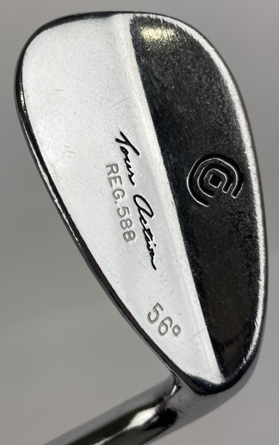 CLEVELAND TOUR ACTION REG 588 SAND WEDGE RH Steel S400 Lamkin Grip