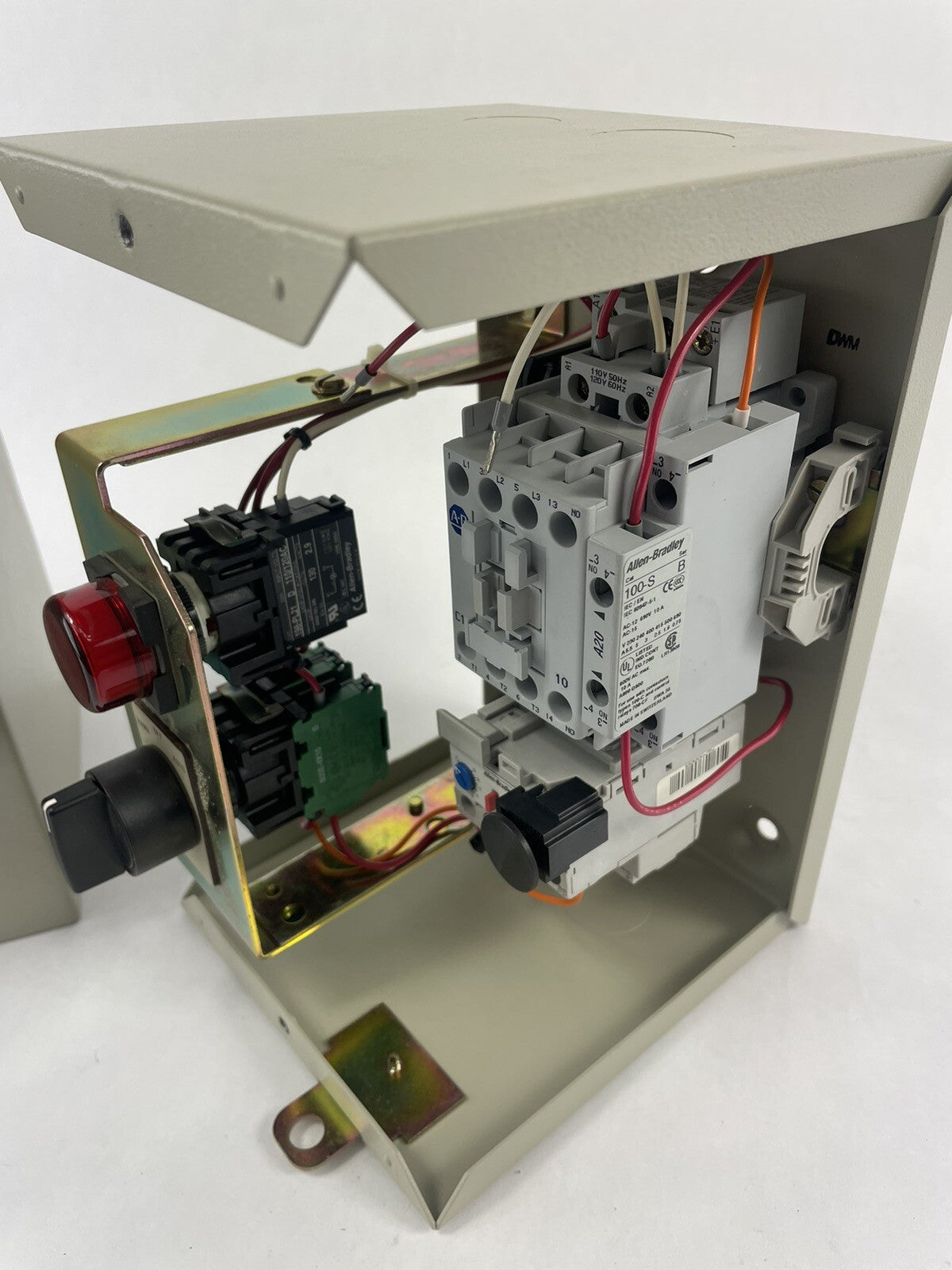 ALLEN-BRADLEY 198E-BA966 Starter Assembly 100-C16*10 MOTOR CONTROLLER Enclosure