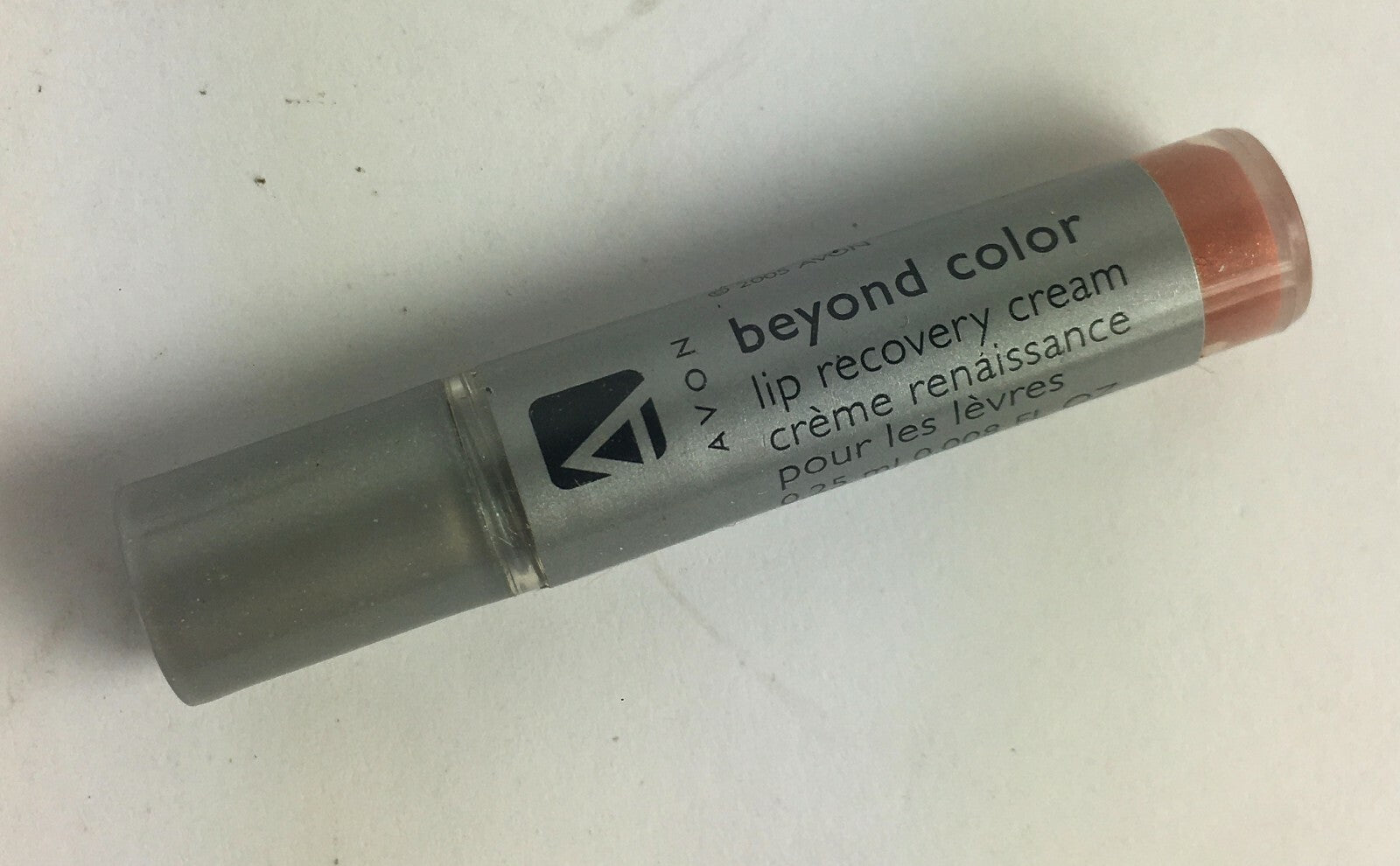 Avon Beyond Color lip Recovery Cream Peachy Cream W B1