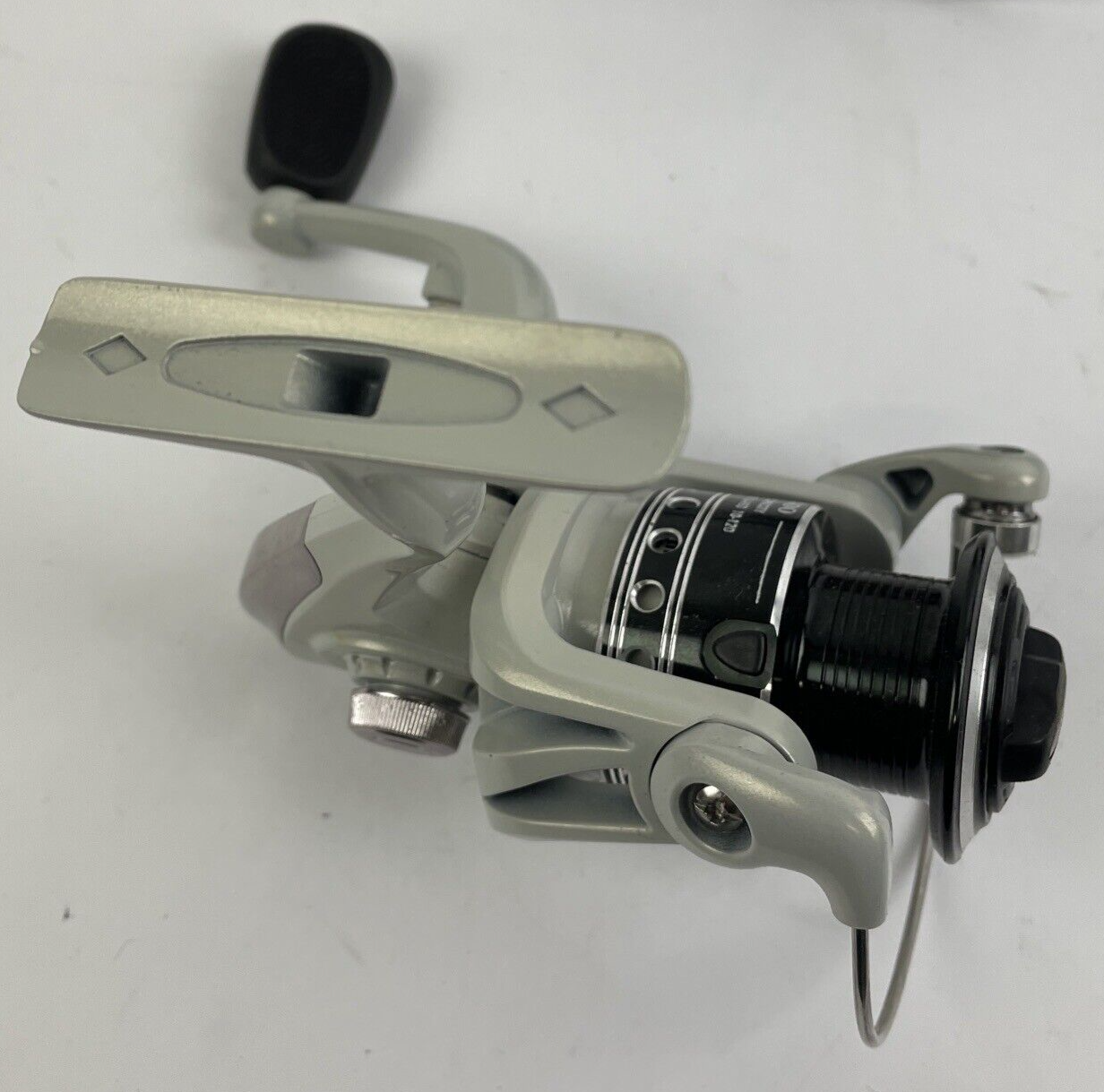 3 x Angry Fish Proberos + Spinning Reel 5.2:1 High Speed Salt/Freshwater Reel