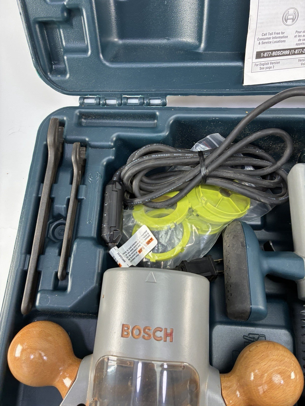Bosch 1617EVSPK Plunge and Fixed-base Router Kit