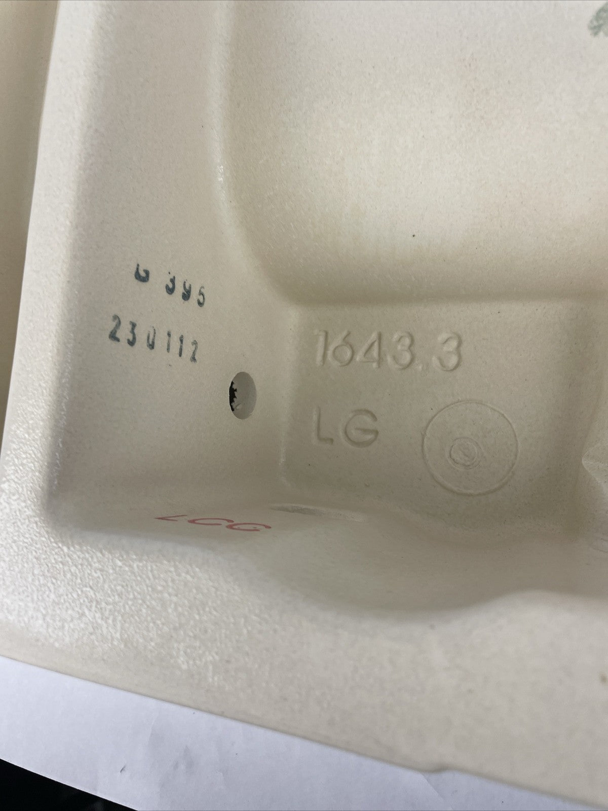 OEM Laufen Designer Washbasin Bathroom Sink EN14688 Austria OD 35.25" x 19" x 5"