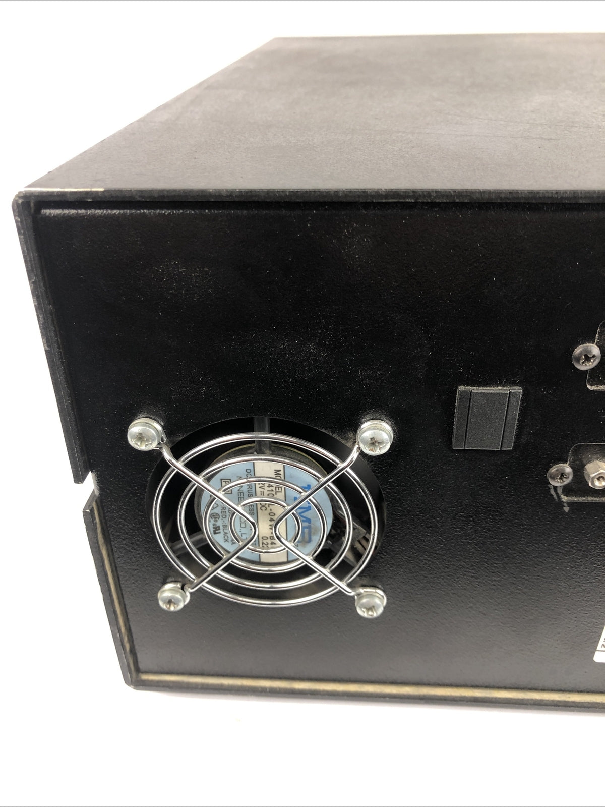 Cybernetics Ultrium LTO 2 Tape Drives - Powers Up , Not Tested * LOOK