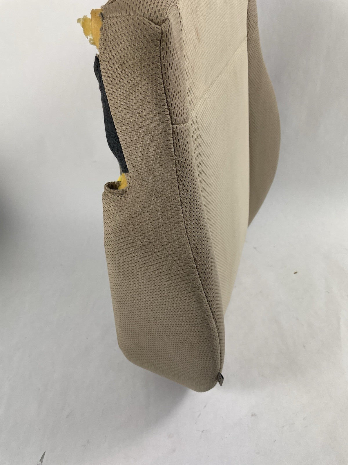 Kia Rio passenger seat cushion tan beige NOS 2006-2007
