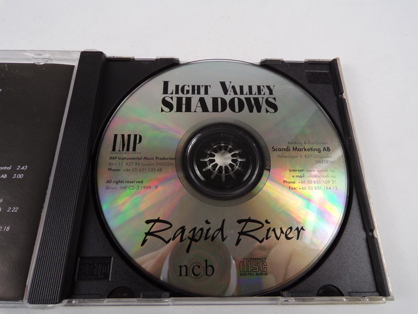 Light Valley Shadows Rapid River Tommy Karlsson Bass CD#10