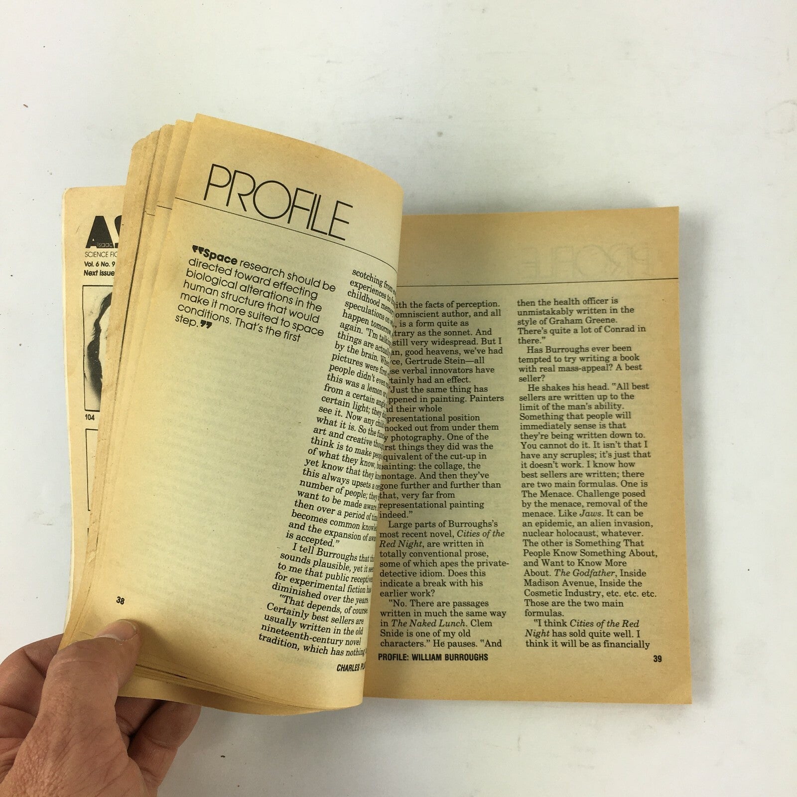 September 1982 Isaac Asimov's ScienceFiction Magazine TheFire is Lit JohnBrunner
