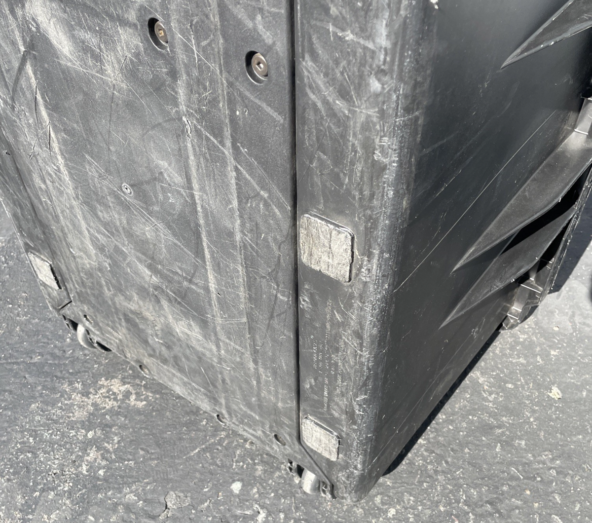Pelican Storm iM3075 Transport Case Black Hard Shell No Foam Retractable Handle