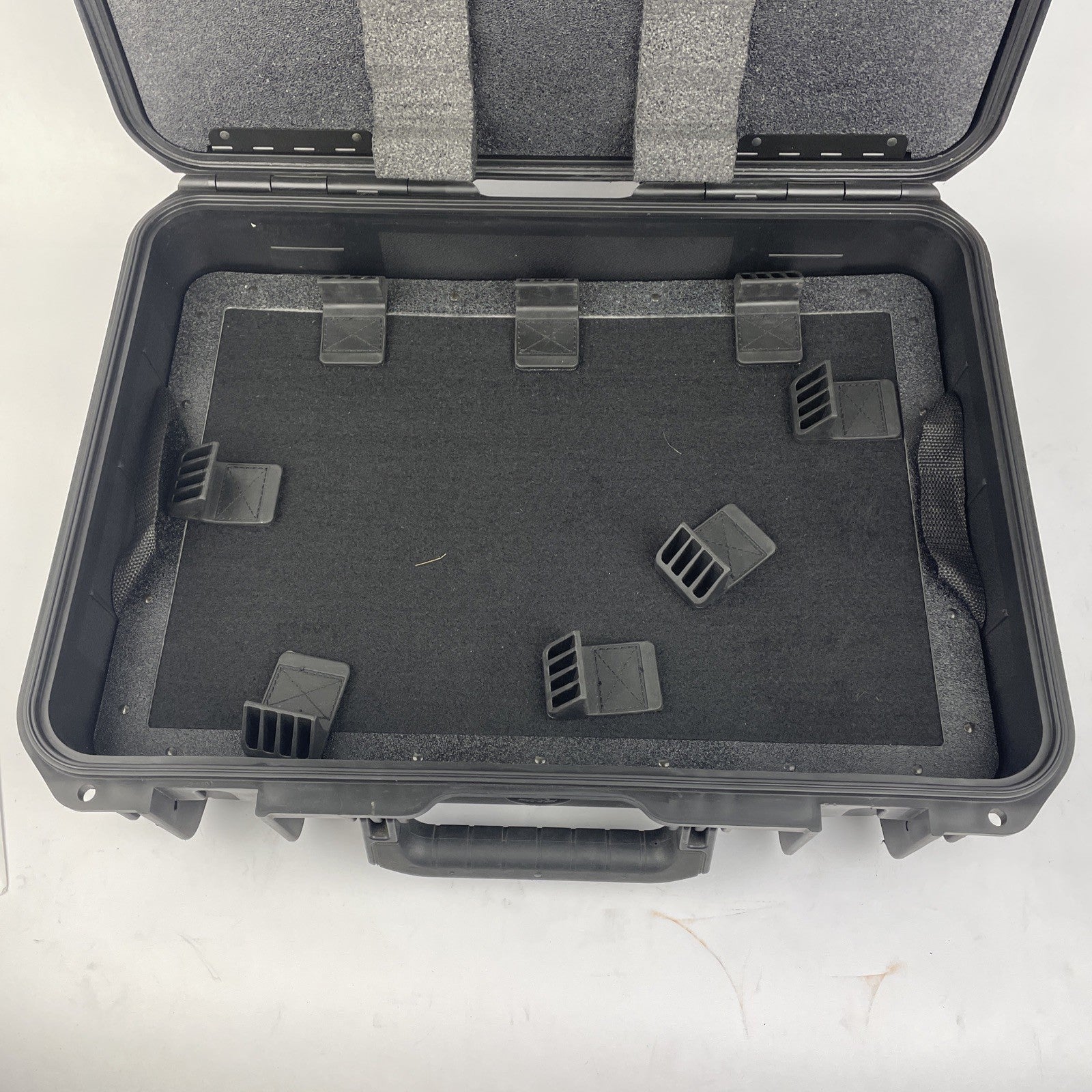 SKB Cases TSA 002 iSeries Waterproof Hard Case IP87 Rated Rugged Black w Keys 1