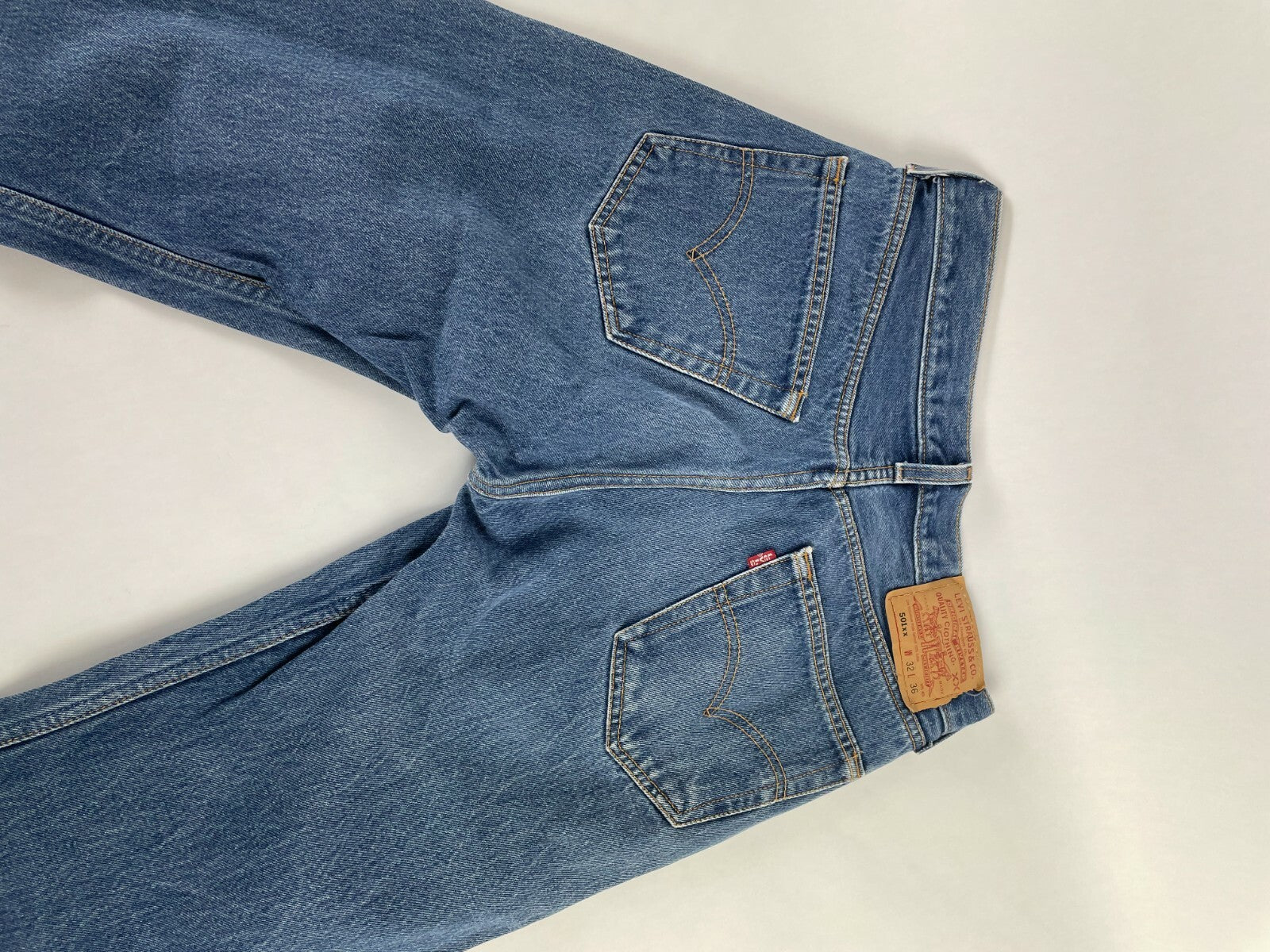 Levi's Men's Light Blue 501 Regular Fit Straight Leg Jeans Size W 32 L 36
