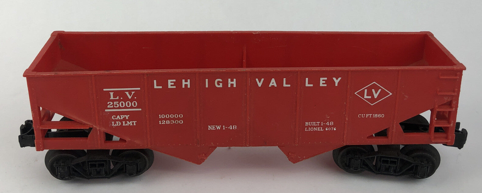 Lionel Corporation New York 6076 Red Lehigh Valley Hopper - USA Made