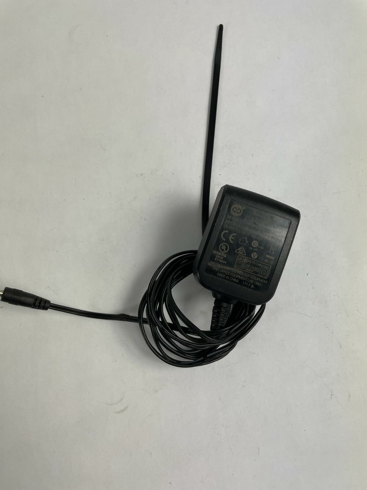 Genuine  AC Adapter S008ACM0500060 Output 5 V 600mA Power Supply Adapter A62